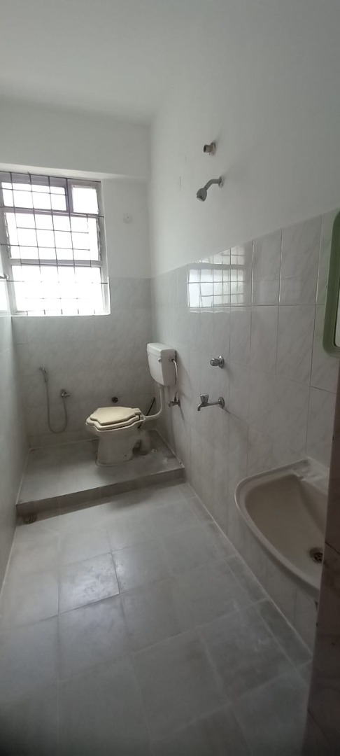 Unfurnished 3bhk in Kahilipara, Guwahati, Assam, India for Rent